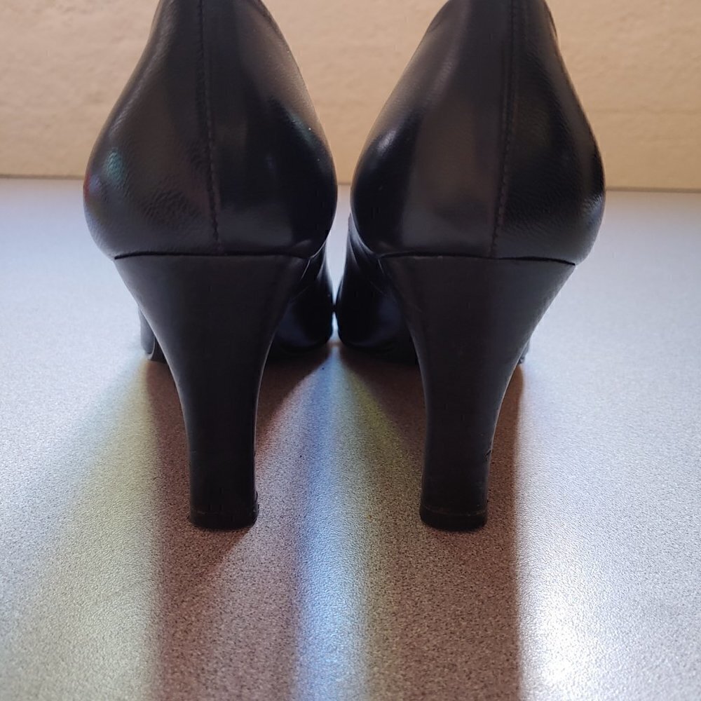 Black Pointed Toe Buckle Heels - Picture 7 of 10